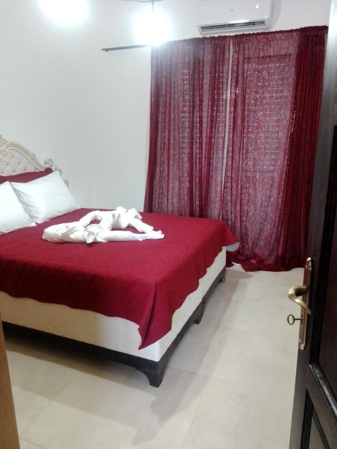Precious Apartment Corinth エクステリア 写真