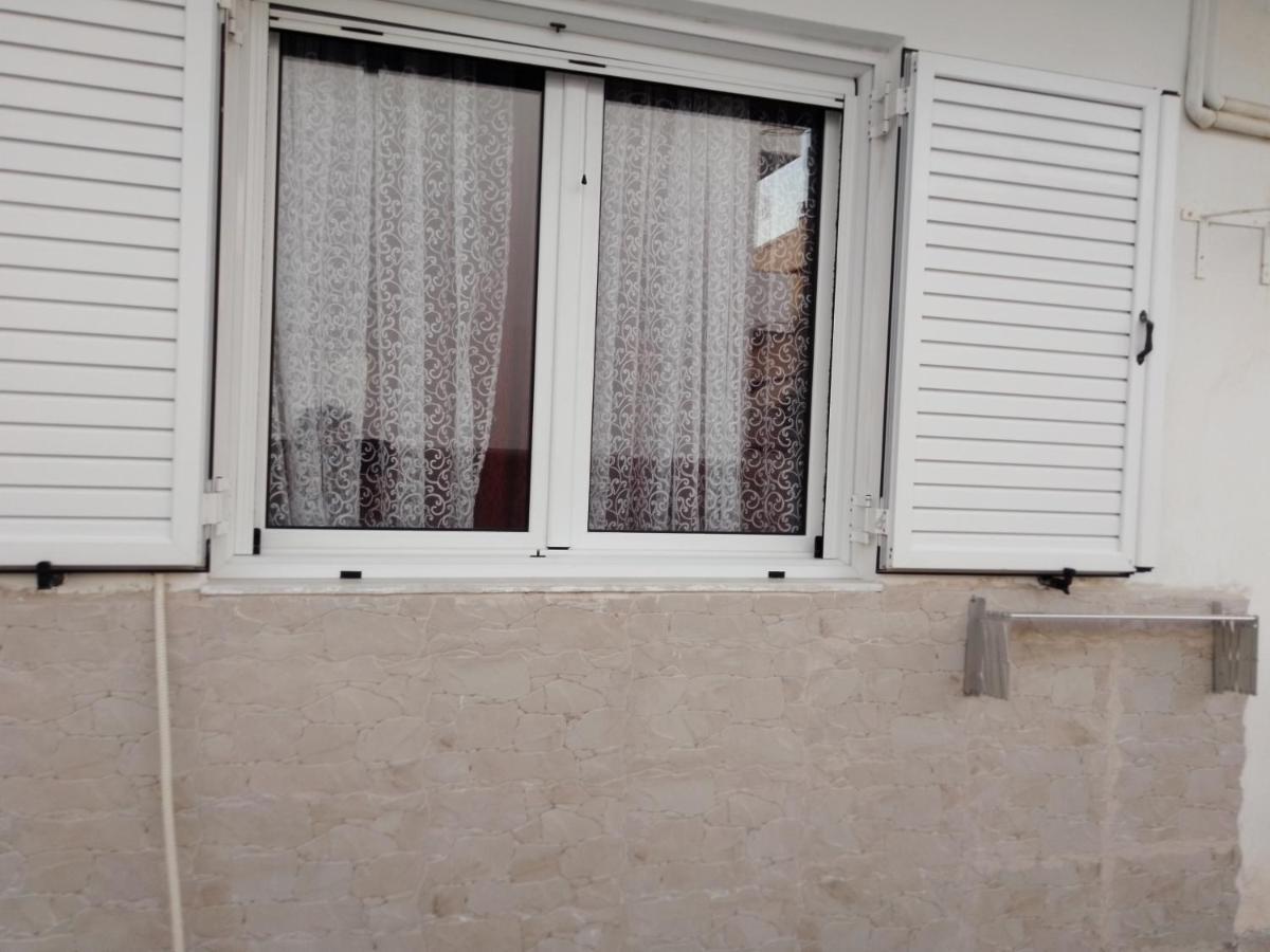 Precious Apartment Corinth エクステリア 写真